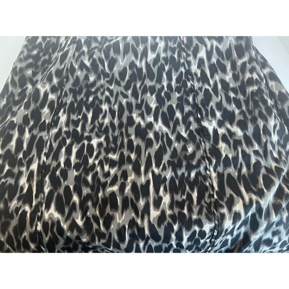 Worthington Leopard Print Black and Gray Stretch Zippered Skirt Size 18 - Picture 11 of 12